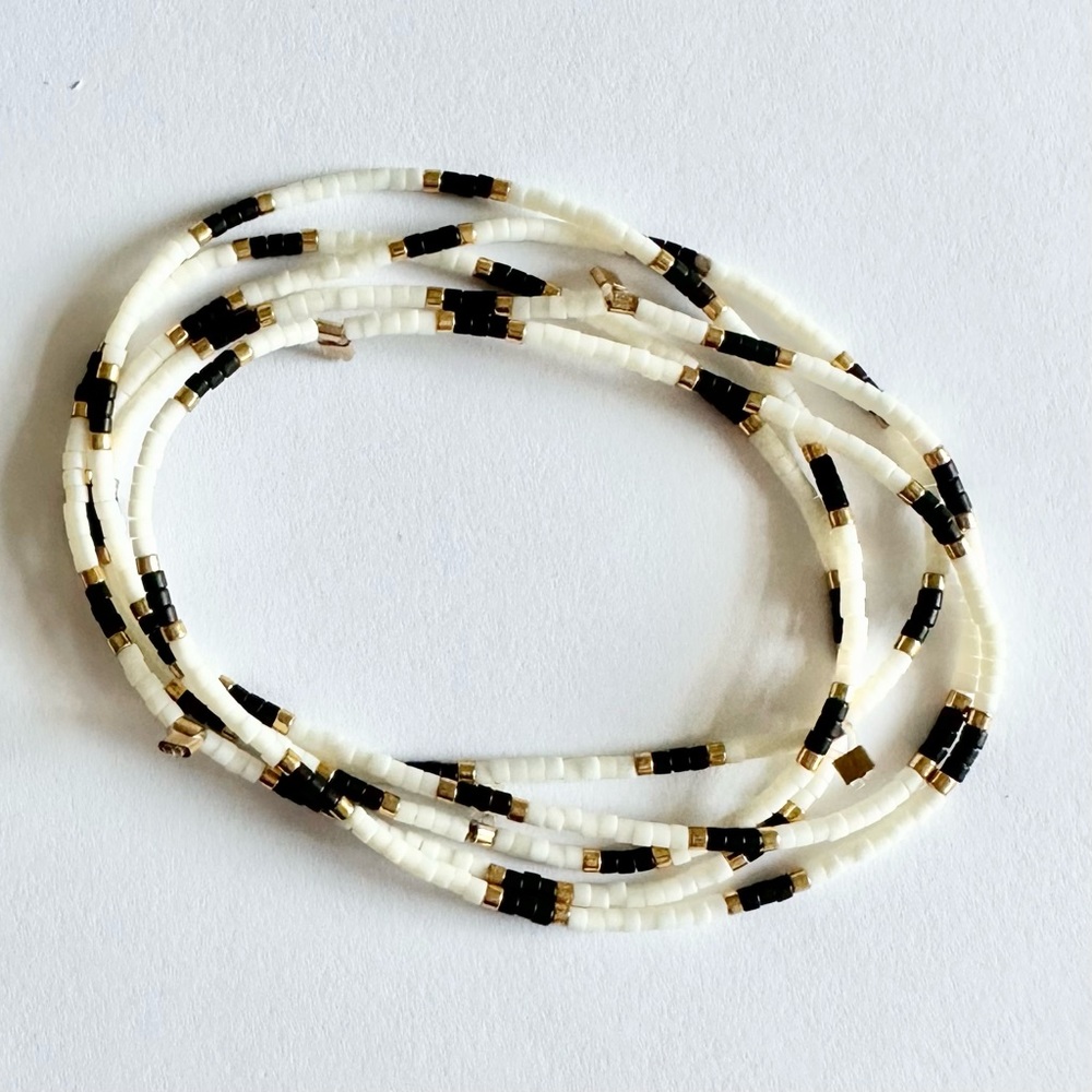 Shashi Gang Bracelet Set of 5 18k Gold Plated and Beaded Elastic Bracelets